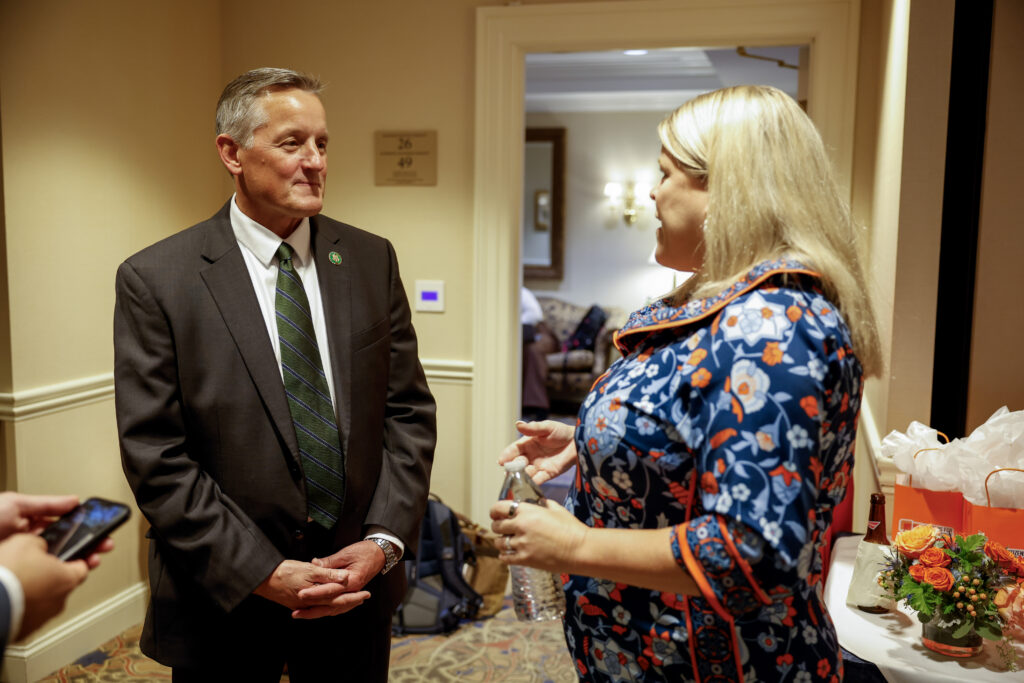 Congressman Bruce Westerman and CRES president Heather Reams.
